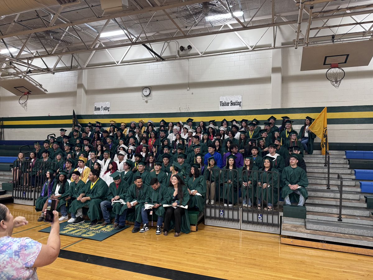 CoachPadronNISD's tweet photo. Ok, I was emotional all day today and it started early this morning! It was great watching our former Rebels visit us one last time as they get ready to graduate HS. It goes by so fast. Definitely filled my heart! @NISDRoss #OnceARebelAlwaysARebel https://t.co/7FDtCLUtbf