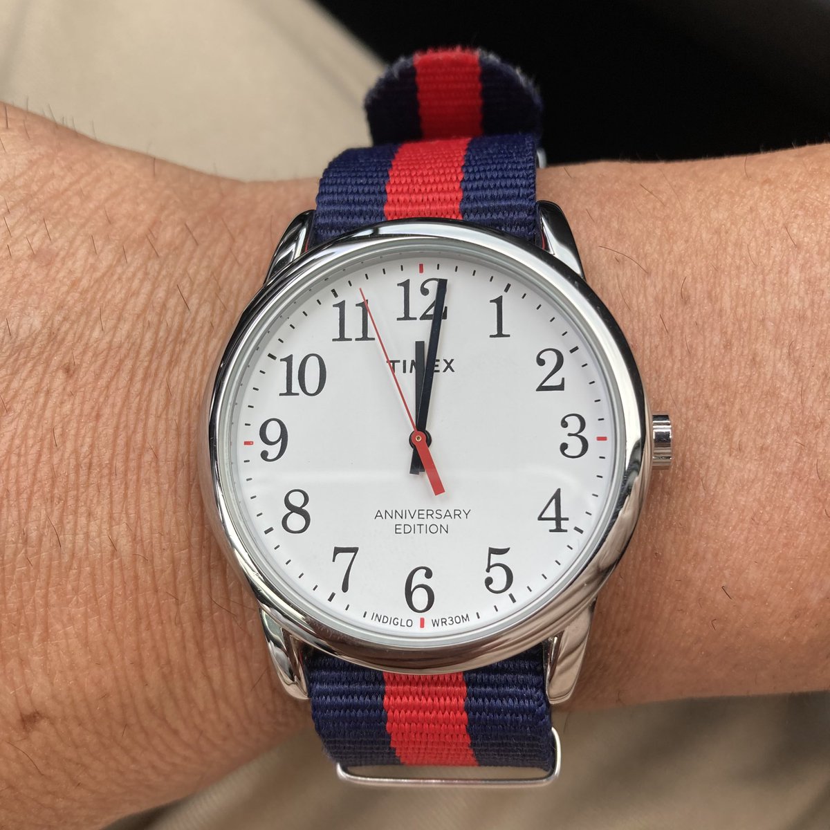 Miyoshikun_oshi's tweet image. お腹が空きました…
午後に健康診断のためお昼ごはんの報告できません…
＃TIMEX
＃EasyReader
＃40thAnniversary
＃ベルト交換してます