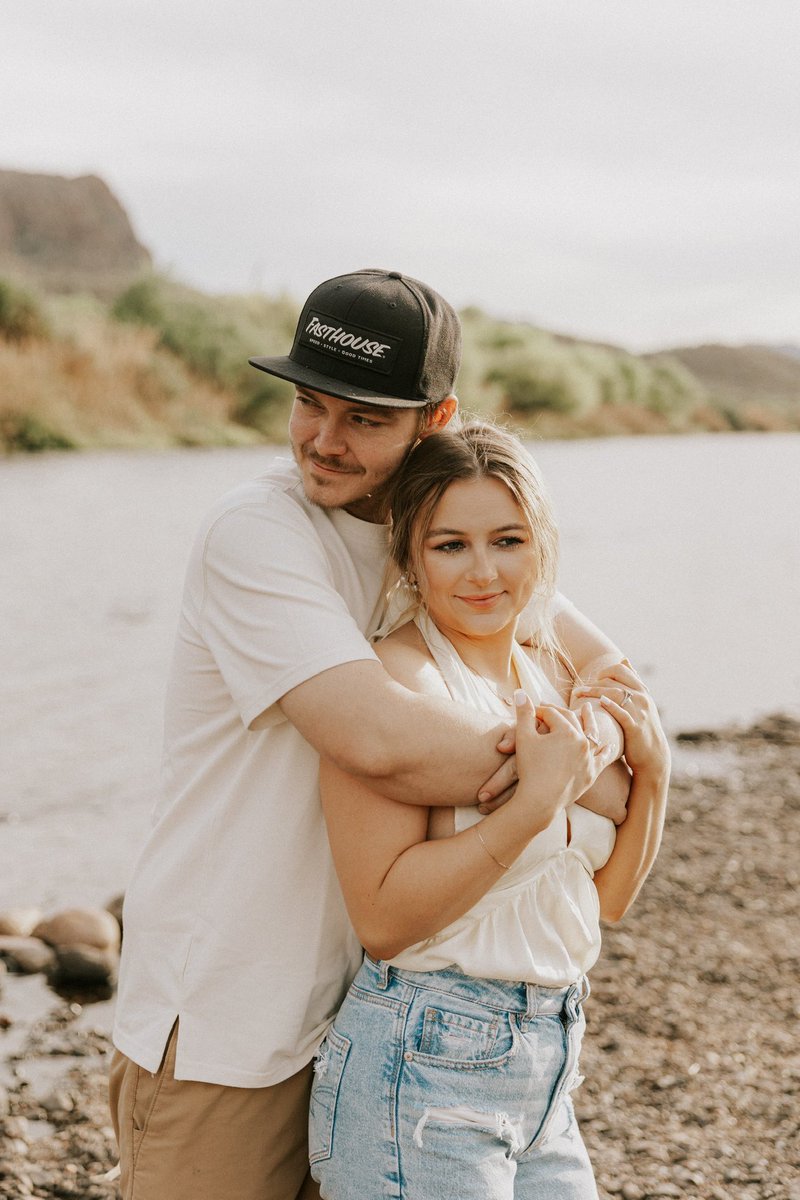 KaylieBalke's tweet photo. Some of my favorite engagement photos 🤍👰🏼‍♀️💍 https://t.co/AaBt3L77UK