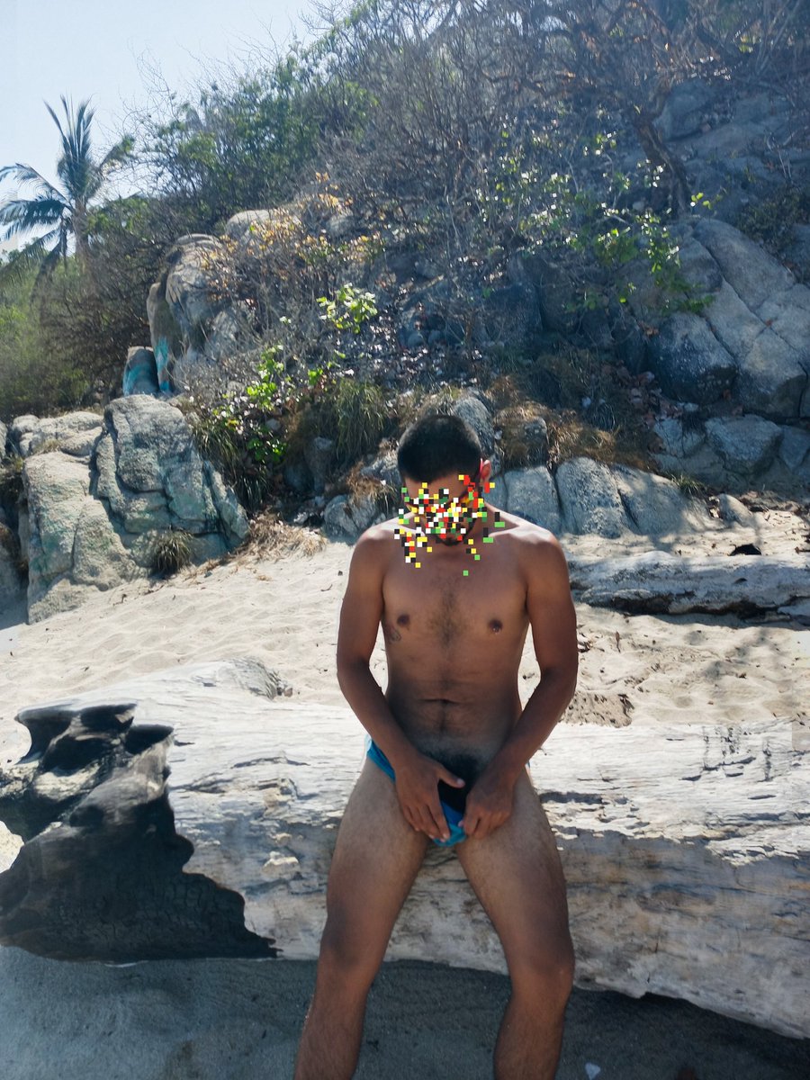_Kionda's tweet photo. Con este calor, se antoja meterse desnudo al mar 🔥🔥🔥
#nudism #cruising #vouyerism https://t.co/CB3DZ9lXUW