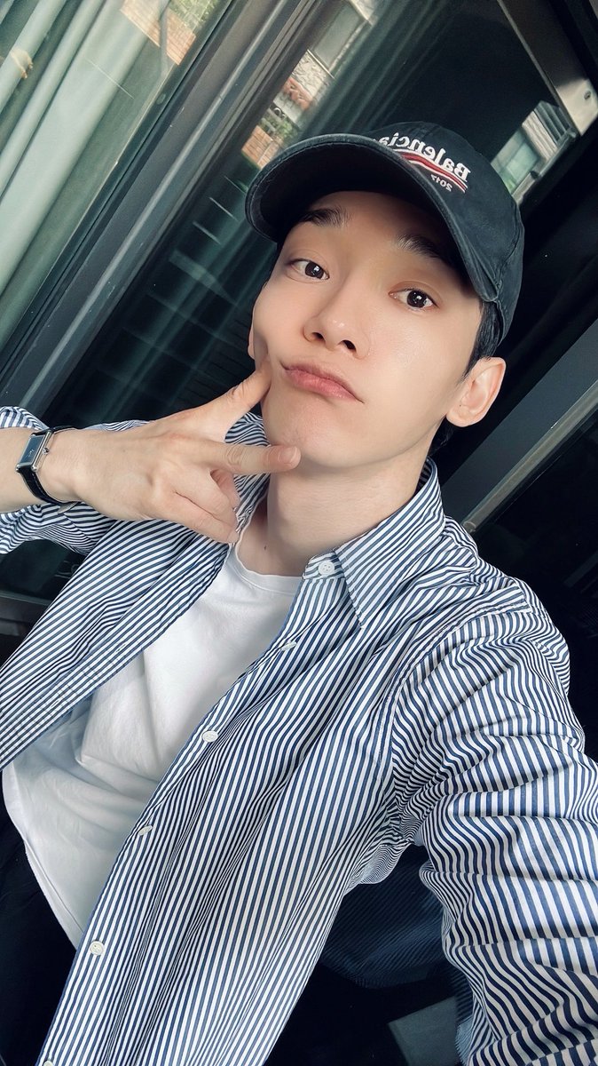 tbestJD's tweet photo. jongdae bubble update 🤍 https://t.co/FRdv8EUlMy