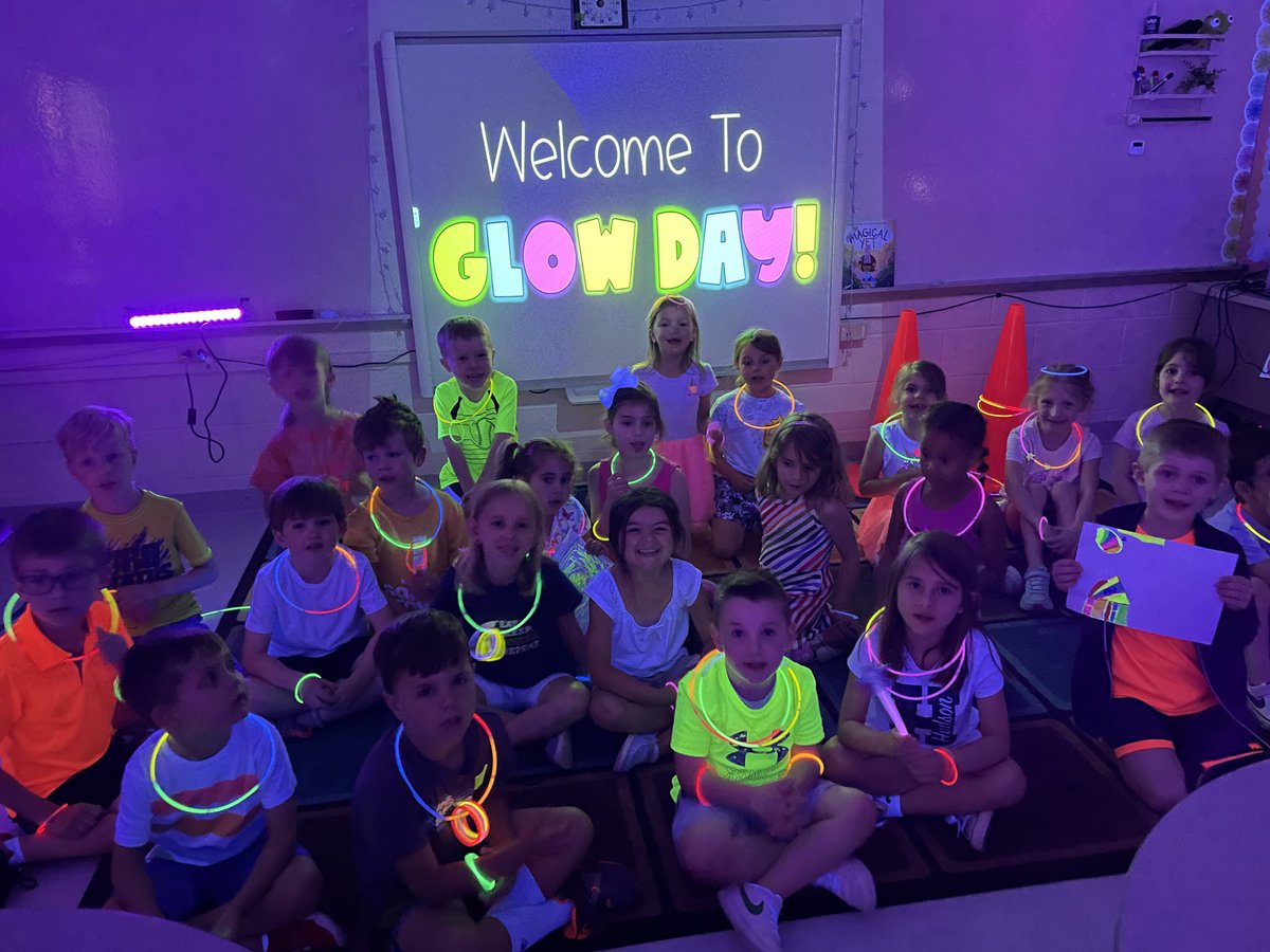 MrsVarnumRead4Life! tweet media