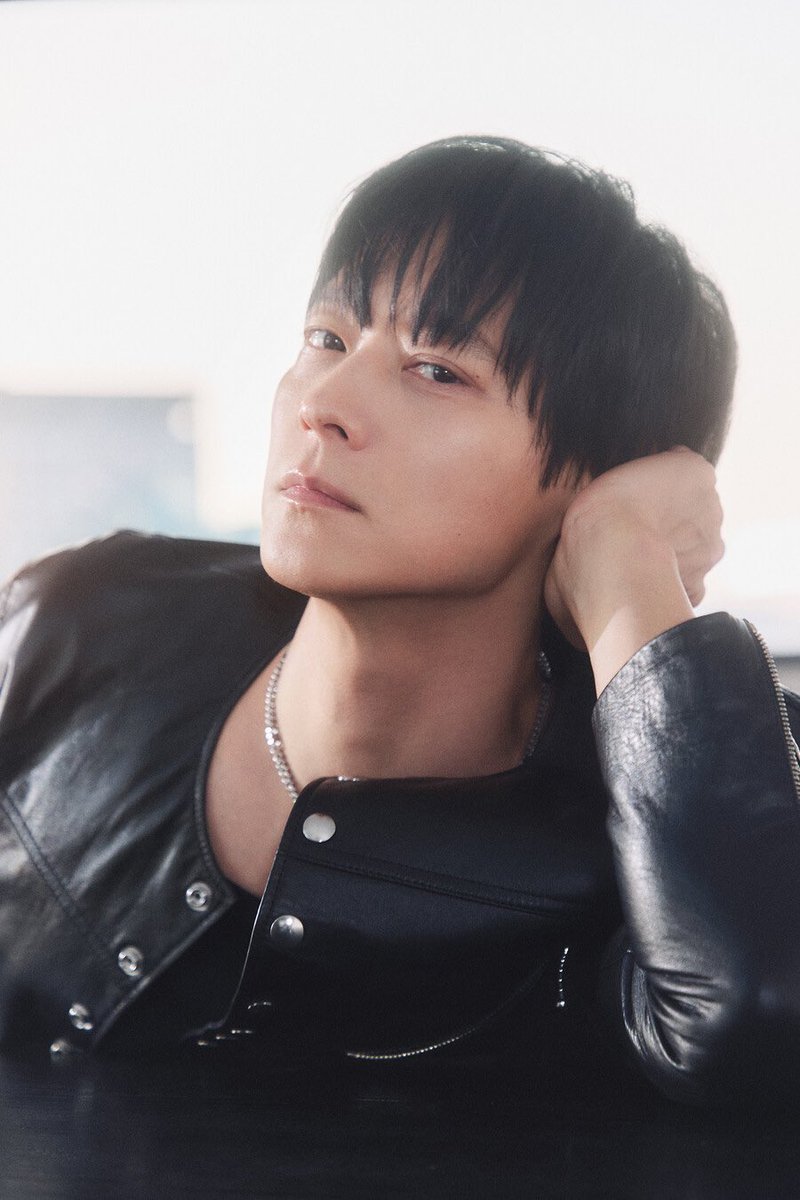 이요섭 감독의 흑미남 수식어에 대해

“난 흑미남이라고 해서 검정쌀을 이야기하는 줄 알았다. 어릴 때부터 까무잡잡해서 늘 별명이 오골계거나 했었서 검정쌀인 줄 알았다. 새로운 표현이라고 생각했다.”