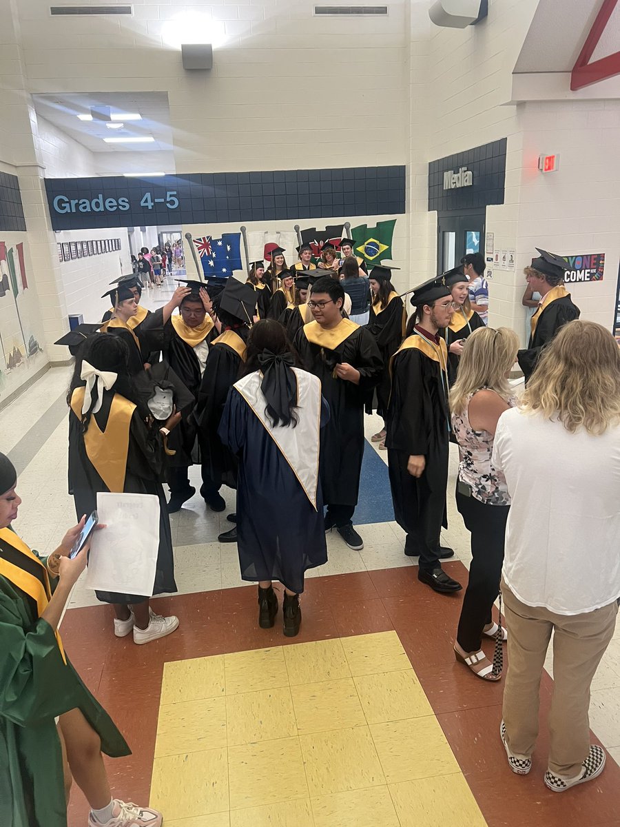 Leslie Ray tweet media