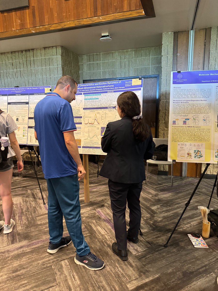 Our undergrad Grace gave an awesome poster presentation at <a href="/NorthwesternU/">Northwestern</a> Undergraduate Research Expo today!