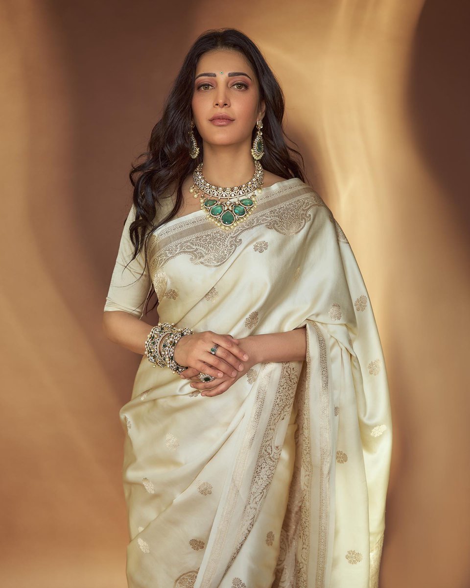 plantedbrain143's tweet photo. #poojahegde #samantha #Tamanna #NidhiAgerwal #KRITIKHARBANDA #kiaraadvani #DishaPatani #shrutzhassan #AliaBhatt #shriyasaran #ileana #KajalAggarwal #RaashiKhanna #radhikaseth #RashmikaMandanna #kathimodel
#AnanyaPanday #cannes
#armpits #aliabhatt #Kritisanon #karishmatanna https://t.co/vOaiZkX5R2