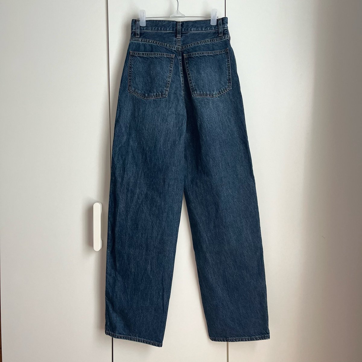 Uniqlo Jeans ขากระบอกตรง
Size (23) เอว 25-26 สะโพก 35-36 ยาว 42
Price : 590 THB (from1490)

#เสื้อผ้ามือสอง #ส่งต่อเสื้อผ้ามือสอง #โล๊ะตู้เสื้อผ้า #ส่งต่อเสื้อผ้า #vghbkk #stylistshop #cintageshop #ส่งต่อuniqlo #ส่งต่อhm #uniqlothailand #uniqloมือสอง