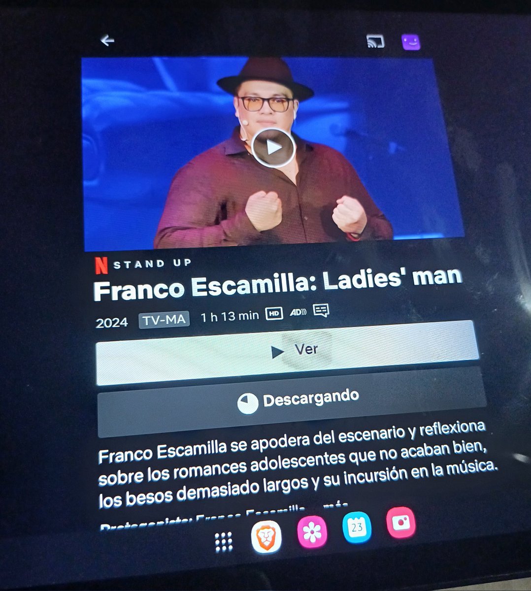 chinos771's tweet photo. Dice Netflix que no soy parte de la red, pero vine a la banqueta de mis papás a tomarla prestada 😅 porque había que ver al señor @franco_esca #ladiesman https://t.co/tjbjXM4isA