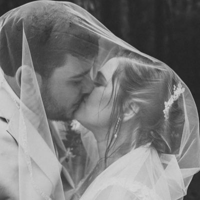 LoganMarie_12's tweet photo. #NewProfilePic https://t.co/HNGv3geynK