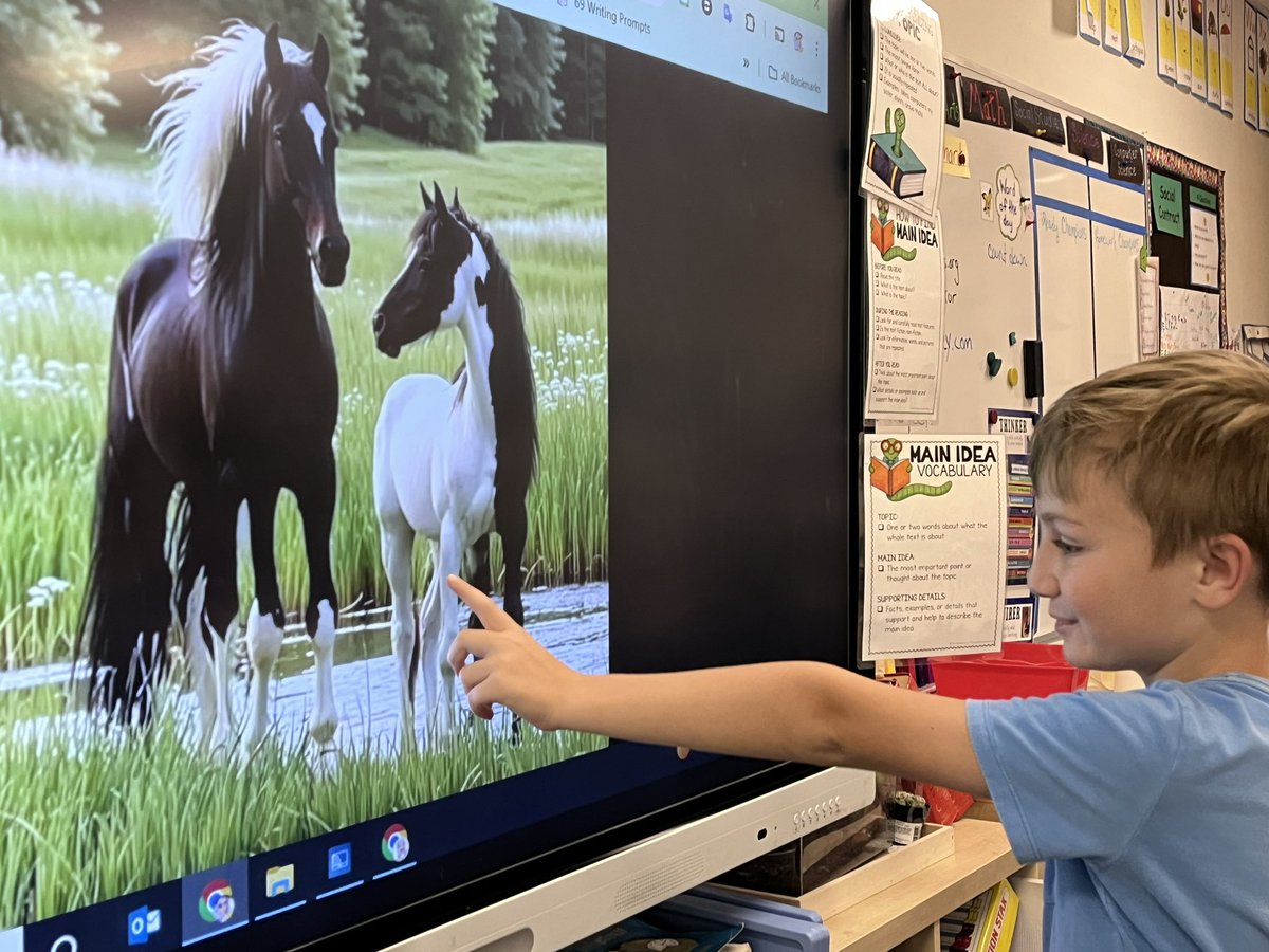 clstward1's tweet photo. Terrific conversation about Internet Integrity w/ @EPIC_academics #4thgrade discussing &amp; pointing out impossibilities on a posted “photography” image. They noted 5 legs each, 3 ears &amp; more. #gccLevelUp #UnleashingGreatness @gcc_jsample https://t.co/5ncK3D9awQ