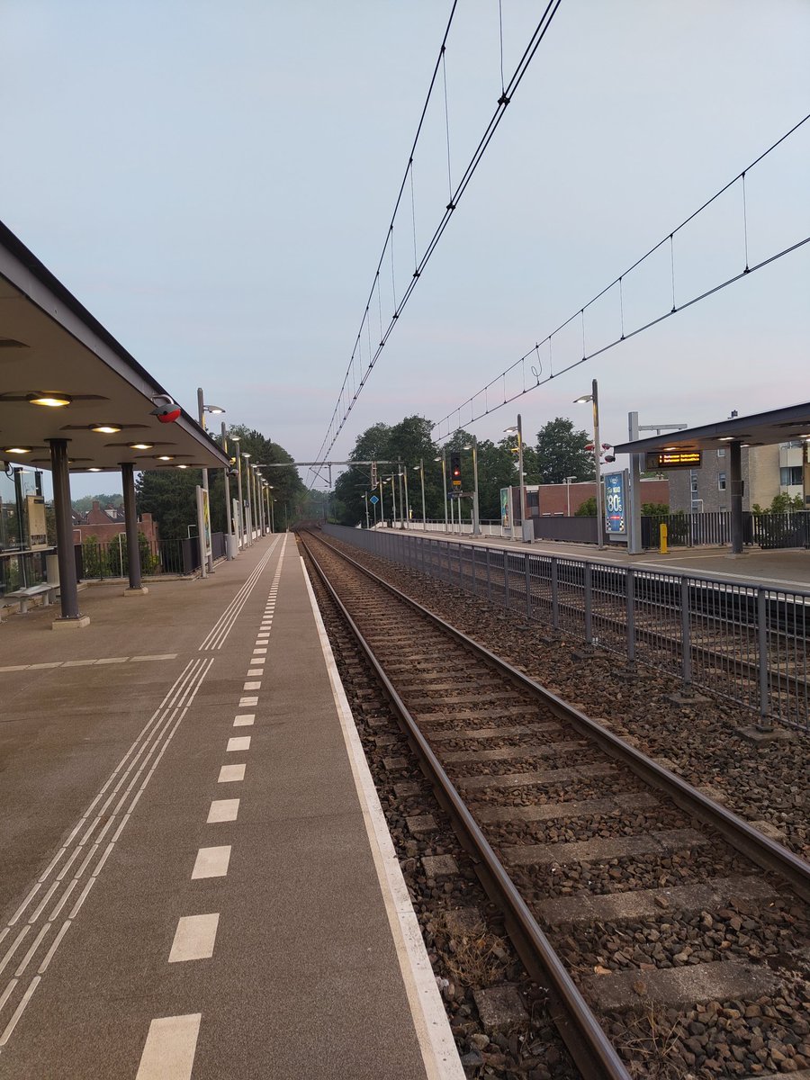 Sander Stad (@sqlstad) on Twitter photo On my way to <a href="/DataSatSto/">Data Saturday Stockholm</a>. It's early when you see the sun come up at the train station 😅 On my way to <a href="/DataSatSto/">Data Saturday Stockholm</a>. It's early when you see the sun come up at the train station 😅