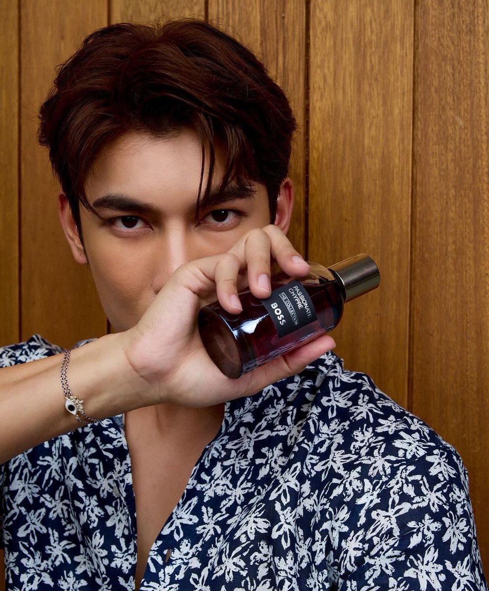 goodlux194565's tweet photo. พี่มิวเป็น ศิลปินที่ทำให้เปิดใจใช่สินค้า Boss เลยจริง ๆ และ พี่ ๆ sa พารากอน คือดูแลดีมาก ๆ ทีแรก กะจะเข้าไปทำธุระเฉย ๆ แต่พี่ ๆ ดูแลดีน่ารักมาก ๆ ทุกครั้งที่ไปแบบนี้ แม่ ประทับใจก็ได้ของติดไม้ติดมือเพิ่ม กลับ มา 🤣🤣🤣

#MEWmyBOSS
#ChopperXBoss
#มิวศุภศิษฏ์ 
@HUGOBOSS
#MewSuppasit
@MSuppasit 
#BOSS
#HUGOBOSS
#BeYourOwnBOSS 
#BOSSHouseBali 
#BOSSTheCollection