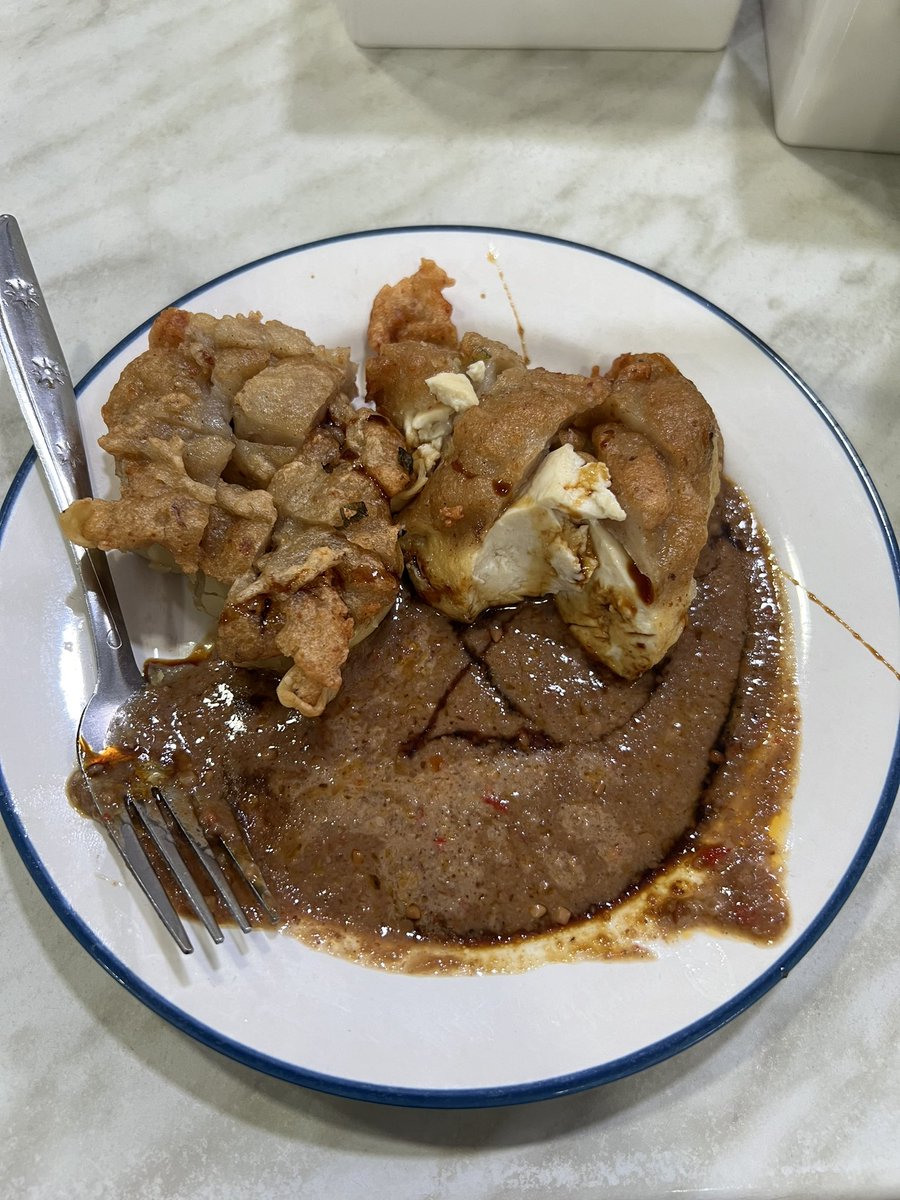 Buat apa pake narkoba kalo bisa makan batagor kingsley