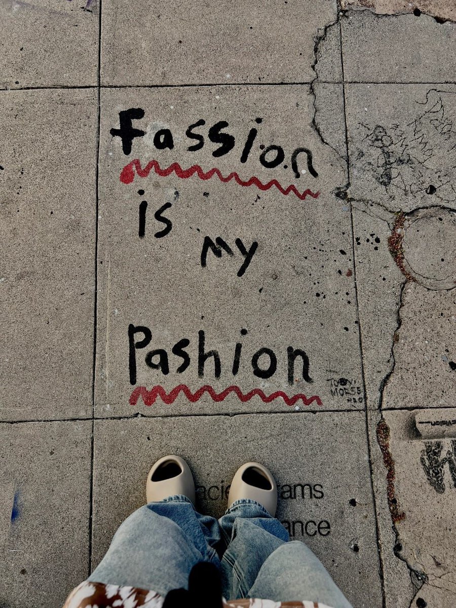 shenlisas's tweet photo. #LosAngeles #RandomShot 🤥🤥 https://t.co/wcfgrotqaE
