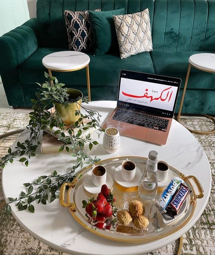 صلوا على من بكى شوقاً لرؤيتنا 🕊💜

اللَّهُمَّ صَلِّي وَسَلِّم وَبَاركَ عَلَى نَبِيِّنَا ﷴ ﷺ ."

#يوم_الجمعه