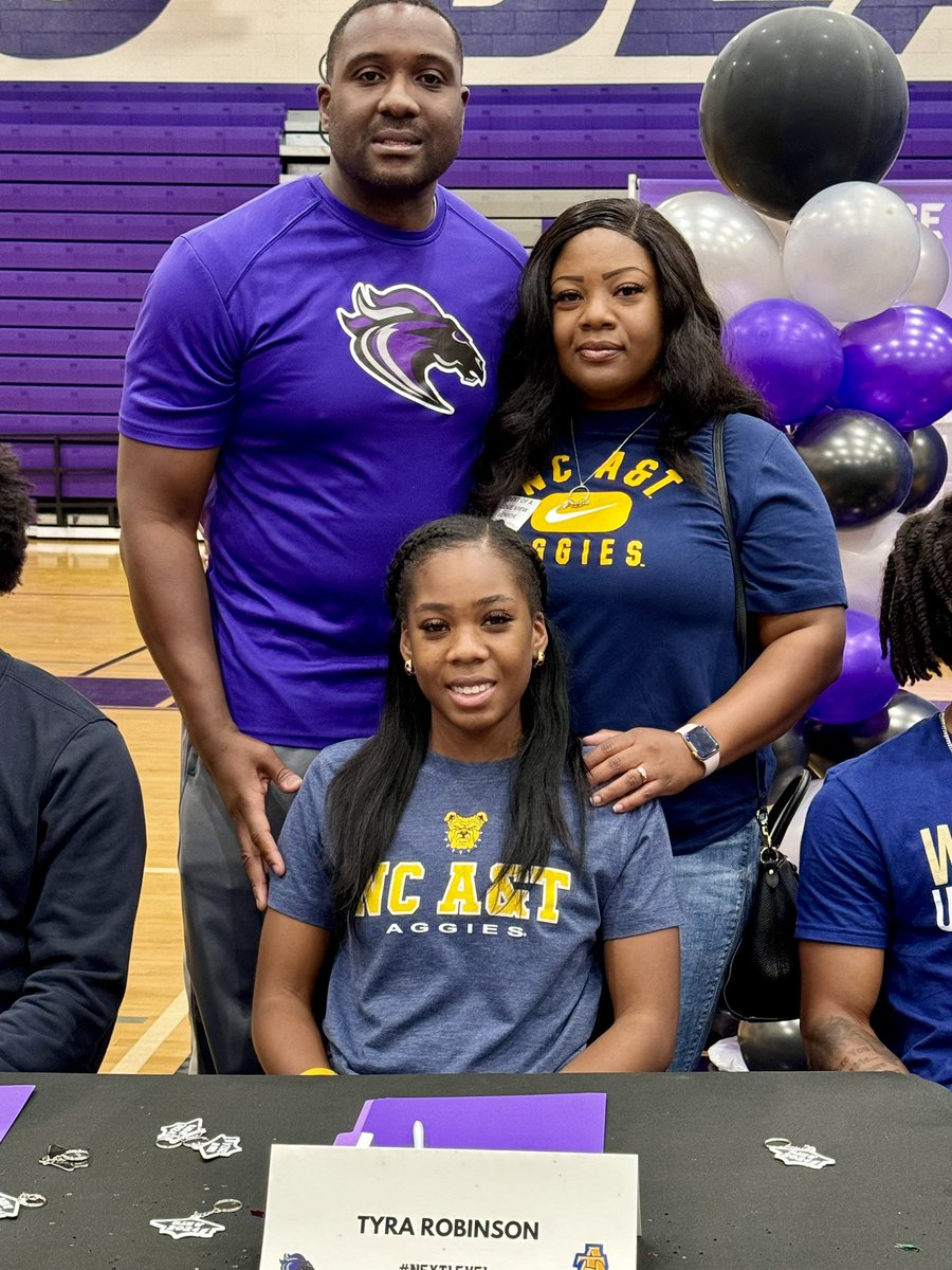 Ridge View Softball tweet media