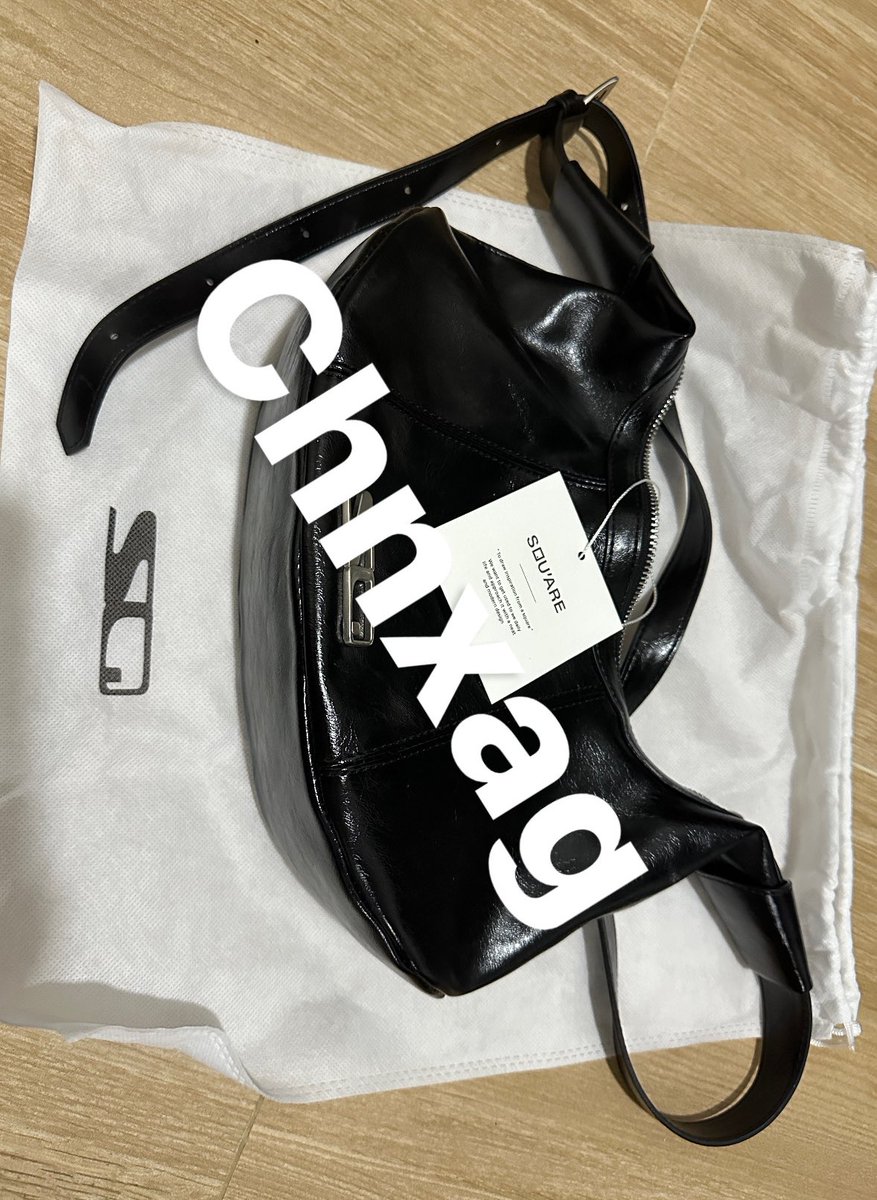 CHNXAg_'s tweet photo. ส่งต่อ squareline CLAM - Black
2000 บาทส่งฟรีเลยค่า
ใช้ไปครั้งสองครั้งค่า ของครบ 
ดูรูปเพิ่มเติมได้ 
#squareline #ส่งต่อเสื้อผ้า #ส่งต่อกระเป๋า #ส่งต่อเสื้อผ้ามือสอง #เสื้อผ้ามือสอง #โล๊ะตู้เสื้อผ้า #ส่งต่อกระเป๋ามือ2 #ส่งต่อกระเป๋า #ส่งต่อ #กระเป๋ามือสอง #พรีเกาหลี https://t.co/gvJhbzvBaH