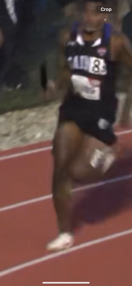 brettcharlton2's tweet photo. Absolutely gutted for these guys. Our men’s 4x4 ran the fastest time in the NAIA prelims with a time of 3:10.0. They were DQ’d bc of violating ruling 15.5.b which states you can’t step on the line three consecutive times with either foot. If it’s too close to call. Don’t call it. https://t.co/H7vhsqTmBX