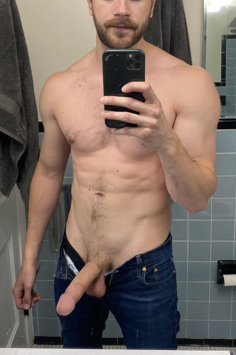 men_cocks's tweet photo. Casual Friday https://t.co/37N7DYeF57