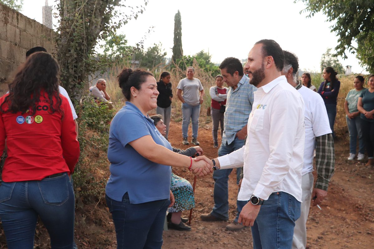 #Hidalgo | Recorrimos las comunidades de Mesa de Guadalupe, La Venta de San Andrés, y San Lucas Huarirapeo, donde el cariño y el recibimiento de la gente me dejan claro que somos el proyecto ganador para este 02 de junio. ❤️💙💛
