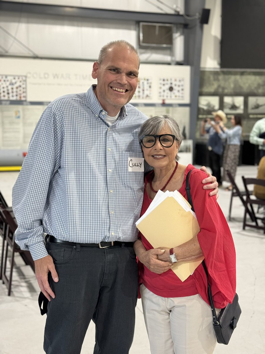 PrincipalCully's tweet photo. Another long day but honored to celebrate our Great Bighorn Writers with great colleagues &amp; meeting the Senator Boxer #bighornpride https://t.co/Db0nEj2J9s