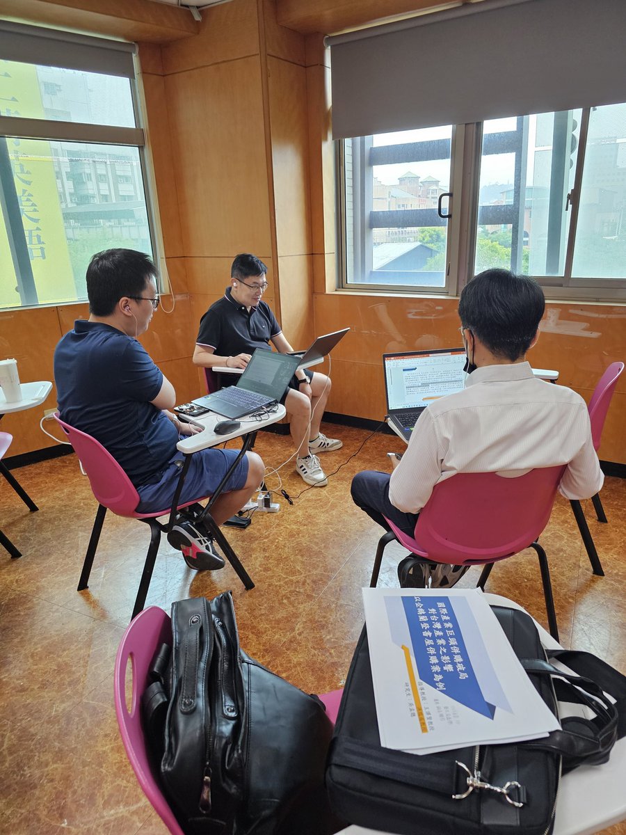 holland0214's tweet photo. Conference  👨‍💻🧑‍💻👨‍💻🧑‍💻👨‍💻🧑‍💻

2024智慧金融與企業管理學術研討會
#中信金融管理學院
#文化大學財金系
#文化大學 #企業實務管理數位碩士在職專班  #文化大學碩士在職專班 https://t.co/6WmgD53qKS