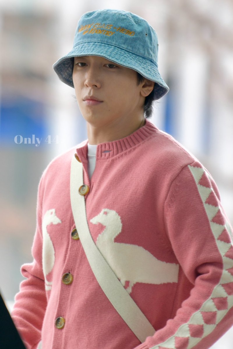 yon_cn4's tweet photo. 202400524   인천공항 츨국　@JYHeffect 

Safe flight 〜✈️👋

※Preview※

#cnblue #정용화 https://t.co/aB0qFLKoXZ