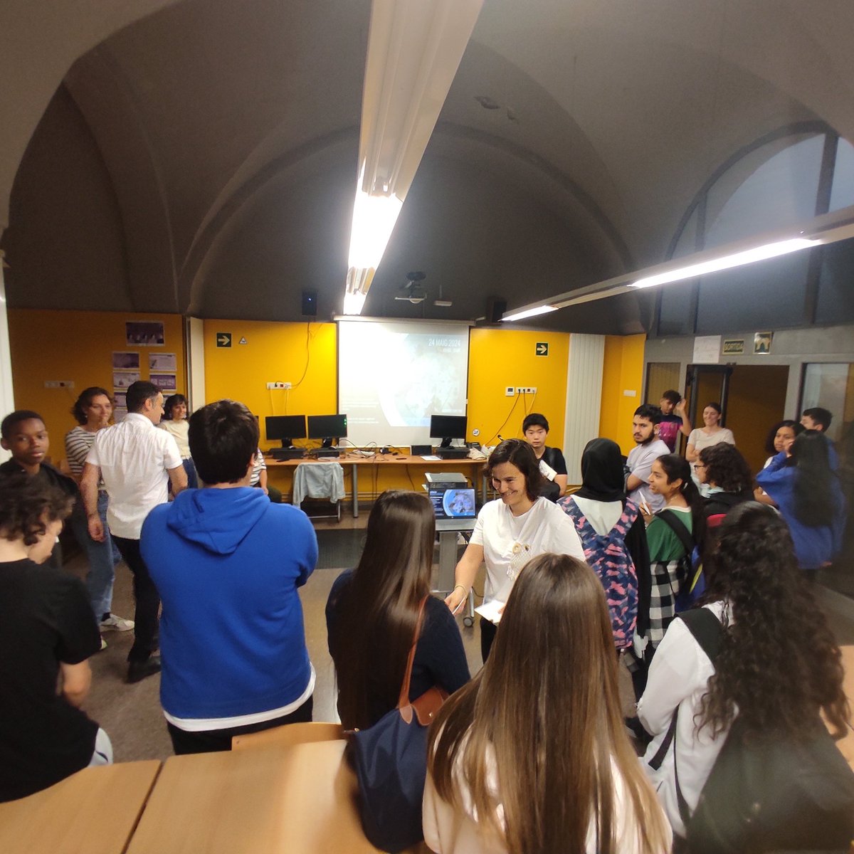 INS Fort Pius tweet media