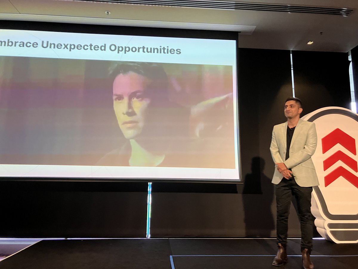 thatproductchic's tweet image. Blue pill or red pill? The choices we make when faced with disruption #prodmgmt #ltpcon @LTPCON