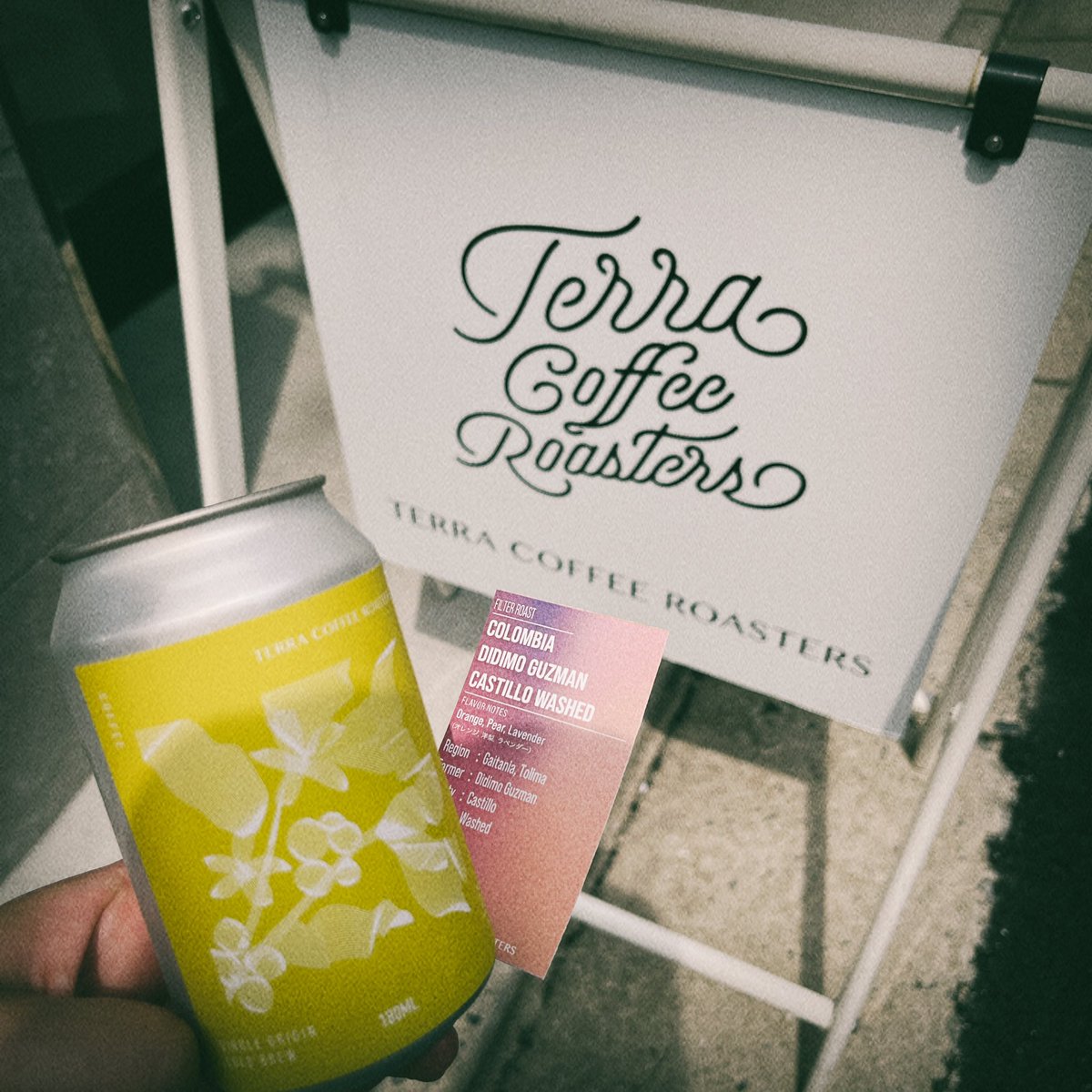087coffee's tweet photo. アイスコーヒー缶に淹れてくれるん
氷も入ってるん
スゲー(☆[]☆)

まーすぐ開けるし
すぐ飲みきるんやけどね

大阪にいるうちに
行けるロースター巡りを
頑張りまっす💪(  ˙꒳​˙💪  ) https://t.co/Nzk8cCNt7p