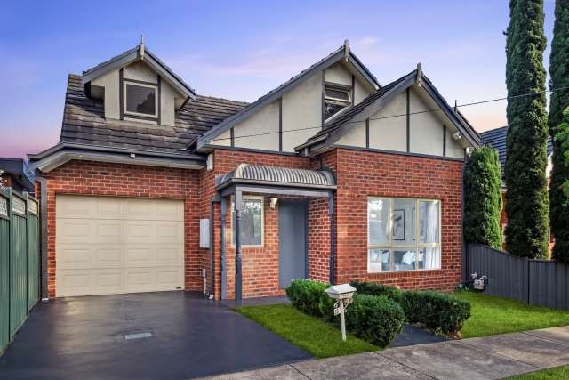 39 Anderson Street Pascoe Vale 3044 | Street Facing Stunner! | Open for Inspection: Sat 25 May 2024 9:55am-10:15am | bit.ly/3wdRVkD | #pascoevale #melbourne #realestate #vendoradvocacy