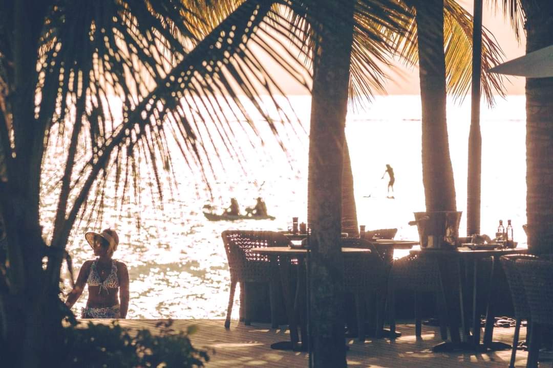 beachtag's tweet photo. 🌴Friday Feels and Best Vibes in Mauritius!

The best beach vacation waiting for you. 

🌺The perfect family beach escape done right!
⛱https://t.co/THuAoAbMwd
🧳Sea you SOON - It's Time. https://t.co/SSHfotFkA8