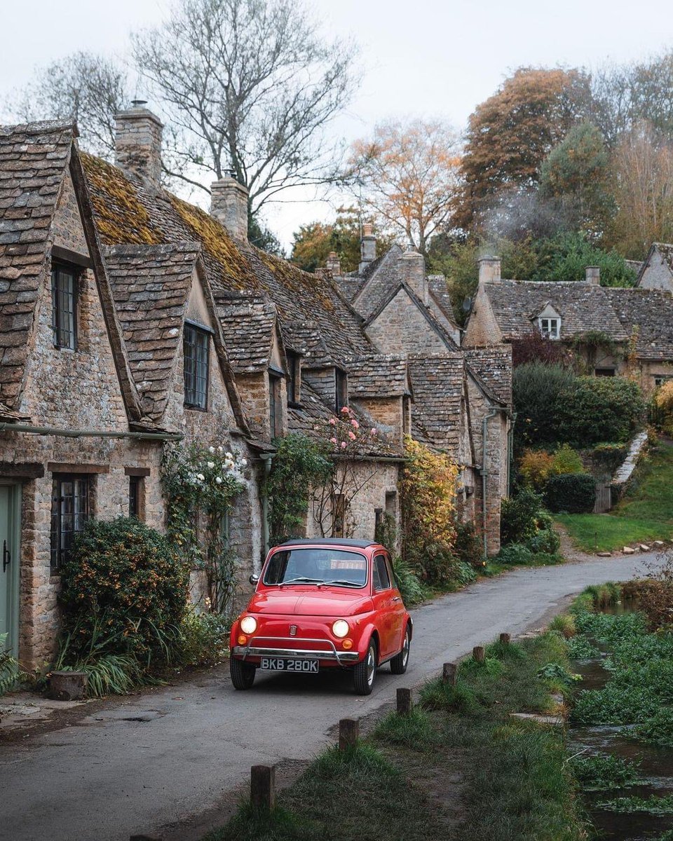 Bibury Village, Gloucestershire, England 🚗 🏘️