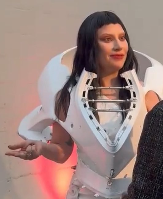 GOUdb1LWcAANT_t?format=jpg&name=small