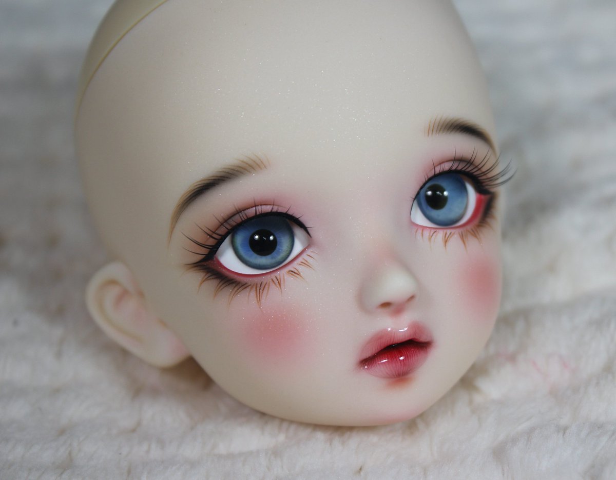 W (작업중) tweet media