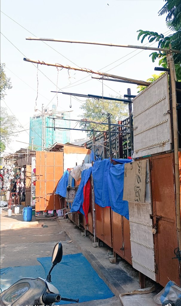 RTIallegation's tweet photo. @VVVispute @mybmcWardHW This 7 pich license stall coverd with shadow has like a complete shop chappal license stall become 👗clothes shop how this happen illegal shop #enchromentremove @mybmcWardHW @mybmc @mybmcRoads @mybmcSWD @mybmcbizsupport @mybmcSWM #maintenancedepartment ? https://t.co/SW8VDXlbKf