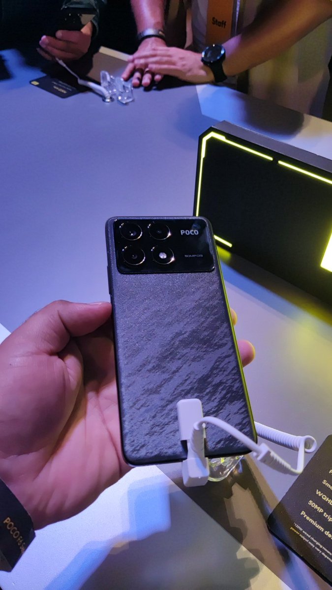 zubifiy's tweet image. At The Launch Of #POCOF6Series 📍Expo 2020.
What a beautiful day , witnessed of POCO AI , AI Portrait, AI Album Search, AI Subtitles,  AI Expansion and AI Magic Erase Pro . Really amazed to checkout these features at Launch event . The event was great .
#POCOF6SERIES @POCOGlobal