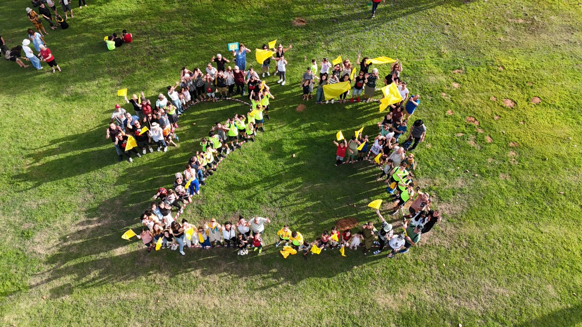 תושבי גדרה, אנחנו אוהבים אתכם.
תודה💛🎗