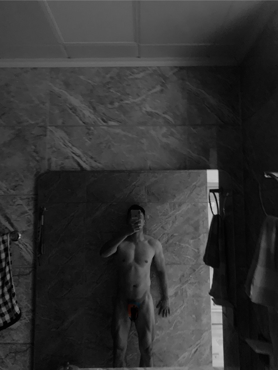 夏天来了身体变得亢奋起来，有喜欢我的身体吗，快来滴滴我！