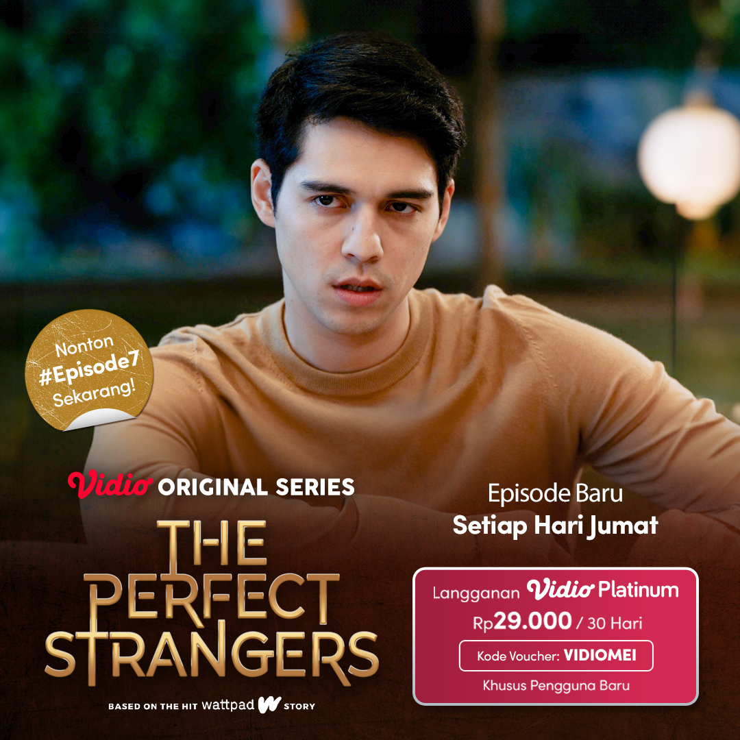 vidio's tweet photo. Setelah duka yang dialami keluarga Hadiwiguno, bakal gimana hubungan Liam dan Alexa? Semoga kapal mereka tetep berlayar yaπ
Nonton The Perfect Strangers episode 7 sekarang hanya di Vidio >> https://t.co/3NRFXgEjq5
#ThePerfectStrangersSeries #ThePerfectStrangers #VidioOriginals https://t.co/l8zm7MZIse