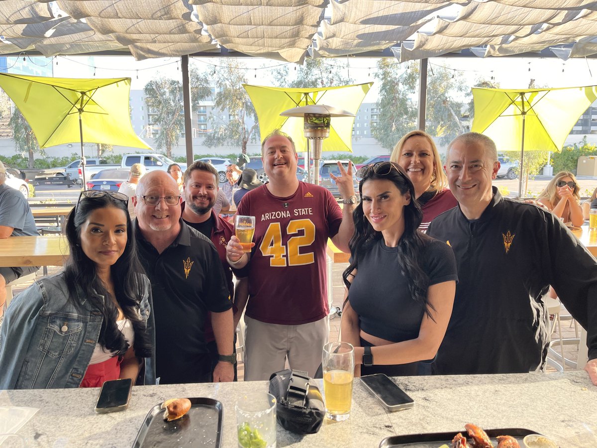 Happy birthday to an all-time Sun Devil great, longtime Manager of Equipment Operations & Product Fulfillment, & #PatsRun Co-Founder, Mark Zimmer (@baldspartan)! Thanks for all you’ve done and continue to do for @TheSunDevils and the @pattillmanfnd! 😈🔱 #GoDevils #ForksUp #PT42