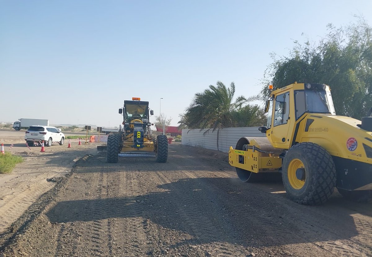 NoorContracting's tweet image. In a significant stride towards sustainable infrastructure development, our team has achieved commendable milestones in carrying out earthwork activities in the Al Khatam &amp;amp; Al Wathba area of Abu Dhabi.

#earthwork #roads #infrastructure #AbuDhabi #UAE #construction #engineering