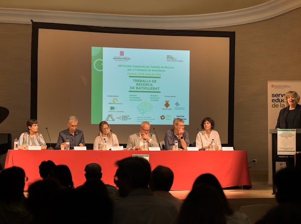 CRP Segarra (@crpsegarra) on Twitter photo XXI edició premis comarcals de Treballs de Recerca a la Segarra.
Enhorabona a tot l’alumnat participant i als seus tutors i tutores. <a href="/insguissona/">Institut de Guissona</a> <a href="/insatorroja/">Institut Antoni Torroja</a> <a href="/InstitutSegarra/">Institut La Segarra</a> <a href="/ccsegarra/">Consell Comarcal de la Segarra</a> <a href="/AJGuissona/">Ajuntament de Guissona</a> <a href="/paeriacervera/">Paeria de Cervera</a> @bonareaoficial_cat <a href="/Conserv_Cervera/">Conservatori de Cervera</a> #treballs_recerca #educació XXI edició premis comarcals de Treballs de Recerca a la Segarra.
Enhorabona a tot l’alumnat participant i als seus tutors i tutores. <a href="/insguissona/">Institut de Guissona</a> <a href="/insatorroja/">Institut Antoni Torroja</a> <a href="/InstitutSegarra/">Institut La Segarra</a> <a href="/ccsegarra/">Consell Comarcal de la Segarra</a> <a href="/AJGuissona/">Ajuntament de Guissona</a> <a href="/paeriacervera/">Paeria de Cervera</a> @bonareaoficial_cat <a href="/Conserv_Cervera/">Conservatori de Cervera</a> #treballs_recerca #educació