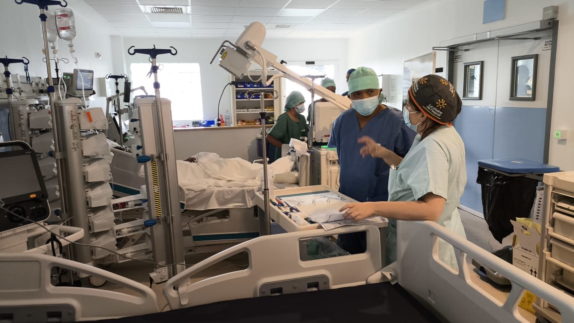 Grâce à la collaboration entre le MFA et l'ONG "La Chaîne de l’Espoir", un tout nouveau bloc opératoire dédié à la chirurgie cardiaque à cœur ouvert est actuellement opérationnel au Centre Hospitalier de Soavinandriana.
