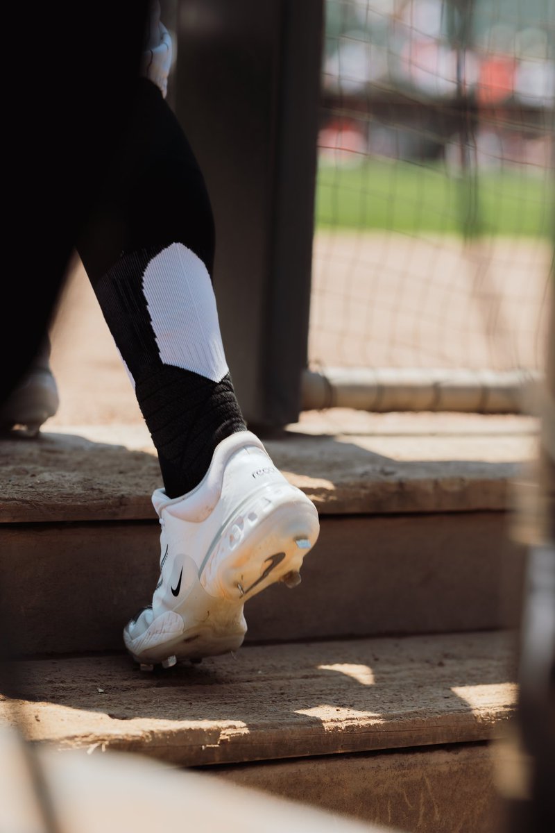 EJLvisuals's tweet photo. Dugout vibes😎📸
#mlb 
#whitesox 
#Nike @Nike https://t.co/hvV2GrXTOT
