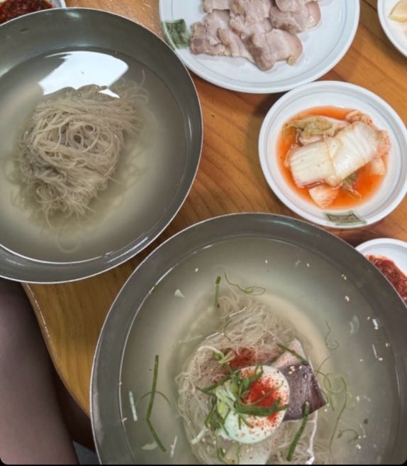 여기가 병주 자리 같은데.‥
병주 면 리필 했니 .‥? 평냉이 그렇게 조와? (나두🤤)