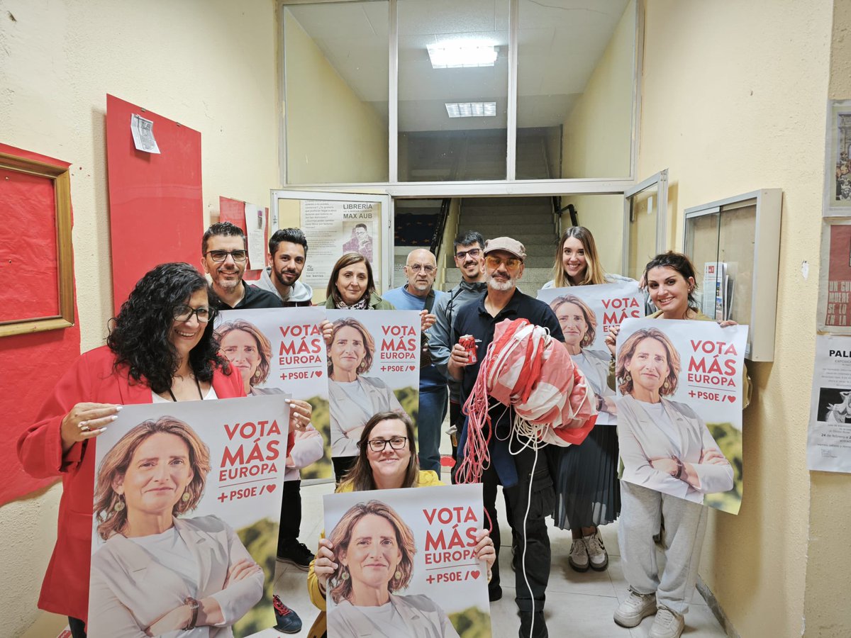 ARRANCAMOS LA CAMPAÑA 🇪🇺🇪🇸

Esta noche, con la tradicional pegada de carteles, arrancamos en Ciempozuelos la campaña electoral de las Elecciones Europeas 9J.

#MásPSOE #MásEuropa #PSOE #9J #EuropaMerecelaPena
