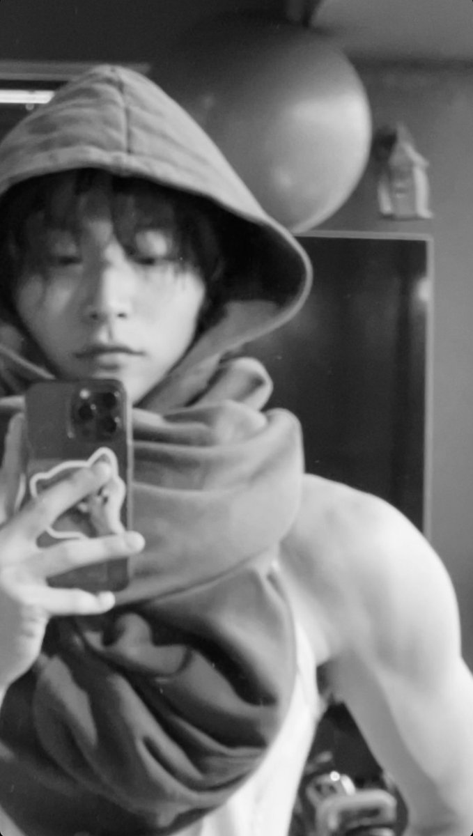 Hyun Jae. tweet media