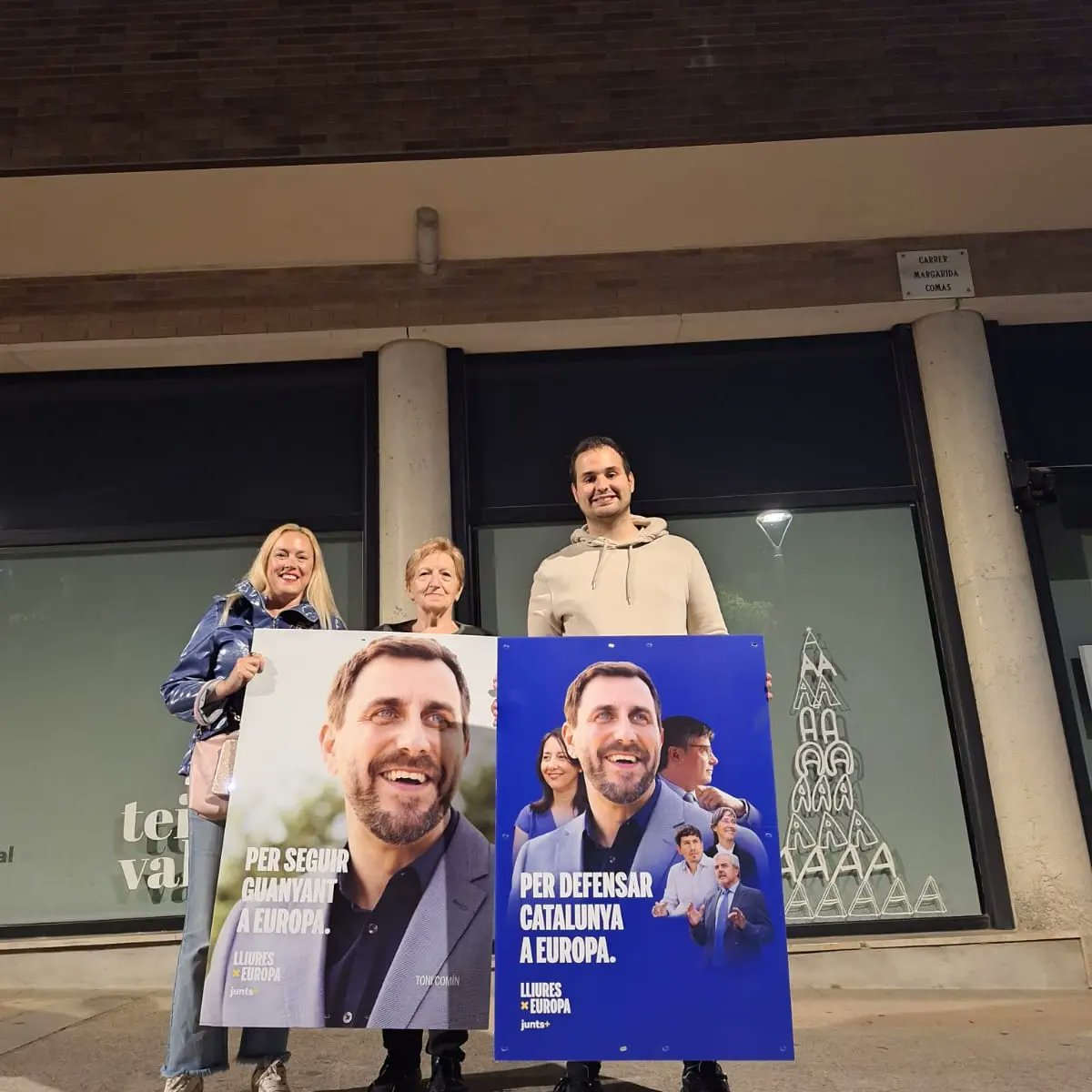 Els companys de l'equip de <a href="/JuntsxStJoan/">Junts per Sant Joan i Sant Martí</a>