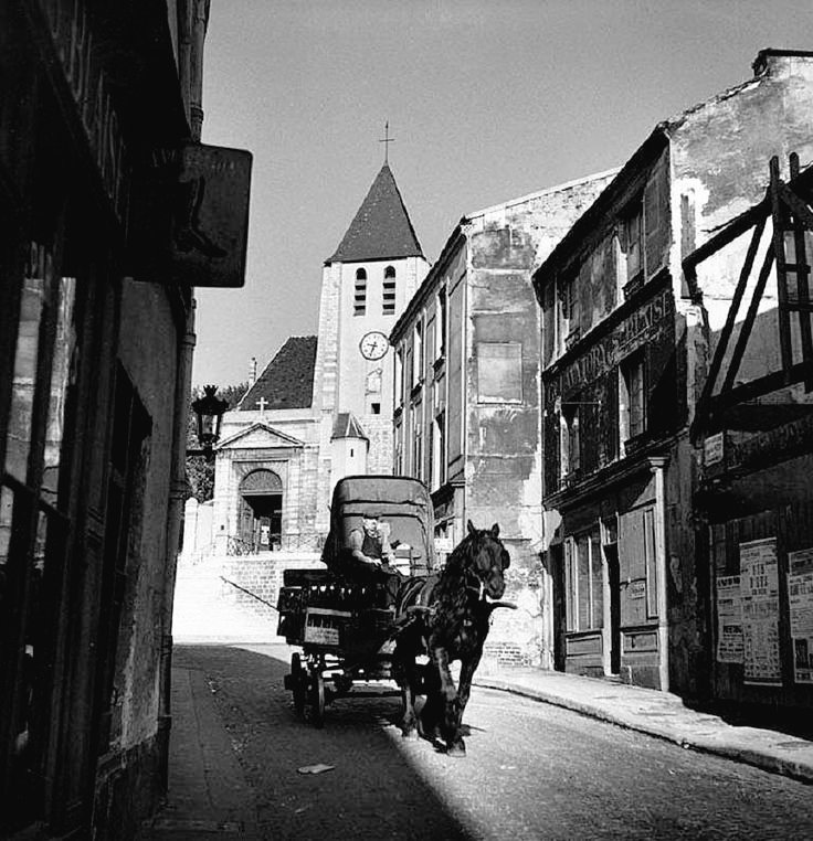 Bonjour. ☕️🥐😊 Roger Schall. Rue Saint-Blaise 20e quartier Charonne.